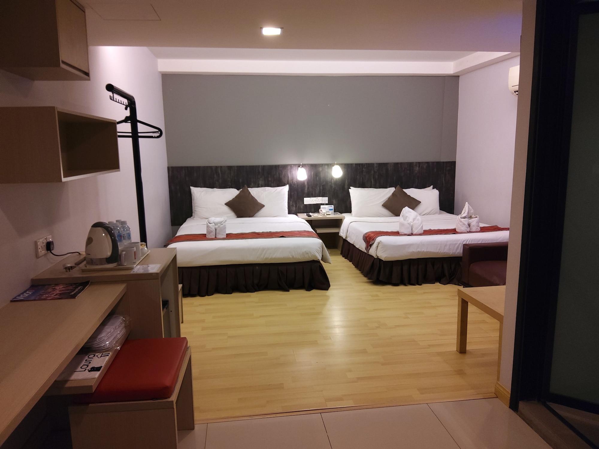 Katel Kuala Lumpur Formally Known As K Hotel Esterno foto