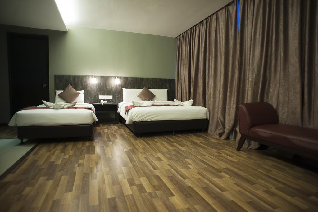 Katel Kuala Lumpur Formally Known As K Hotel Esterno foto
