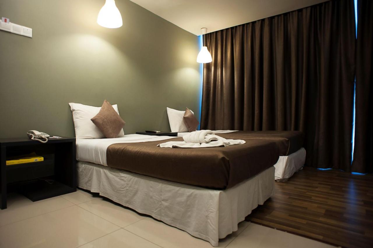 Katel Kuala Lumpur Formally Known As K Hotel Esterno foto