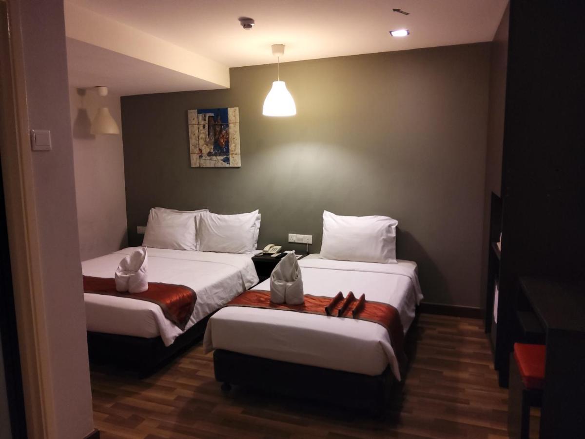 Katel Kuala Lumpur Formally Known As K Hotel Esterno foto